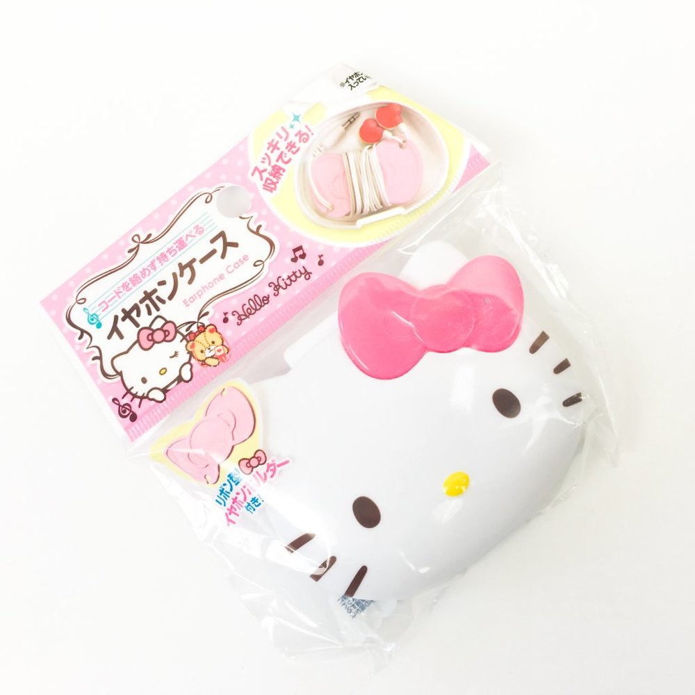 Hello Kitty Earphone Case!